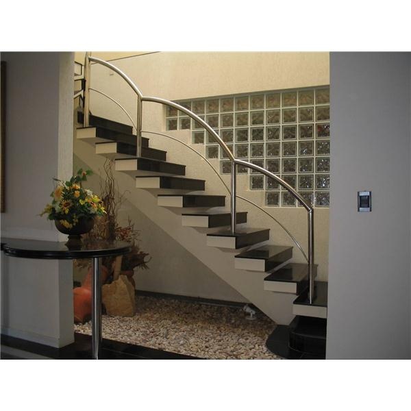 PASLANMAZ ÇELİK UYGULAMALARI